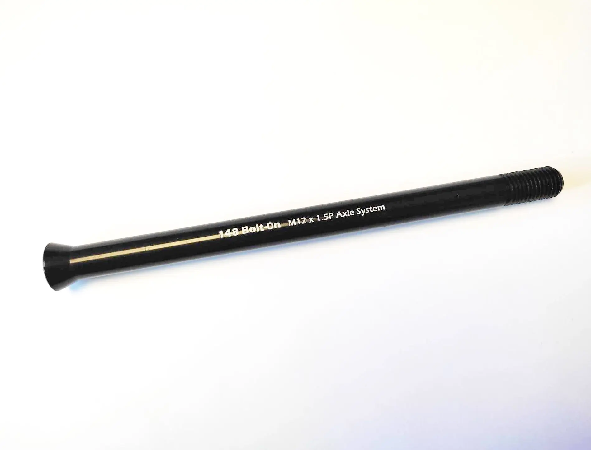 Saracen Ariel 148mm rear axle 16-20